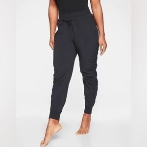 Athleta Black Attitude Pant Jogger